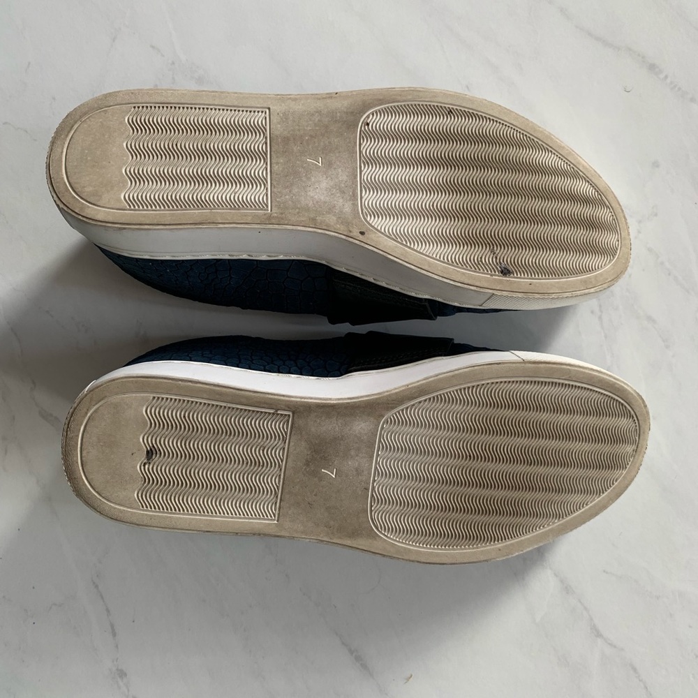 Matt Bernson Finn Black and Navy Slip On Sneakers - Picture 5 of 5